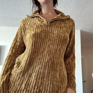 Valerie Stevens chenille gold sweater. Very soft.